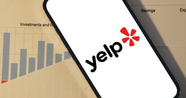 Yelp подает в суд на Google из-за доминирования в локальном поиске