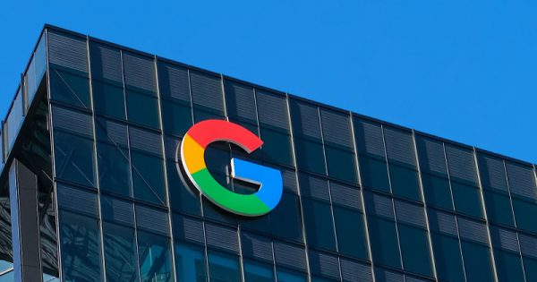 Мюллер из Google о том, как обращаться с устаревшими поддоменами AMP