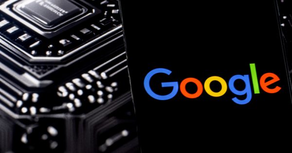 Обзоры Google AI появляются в 18% запросов, связанных с издателями