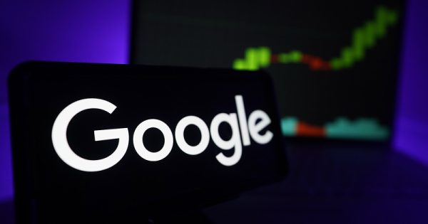 Google прекращает поддержку структурированных данных о практических проблемах в поиске