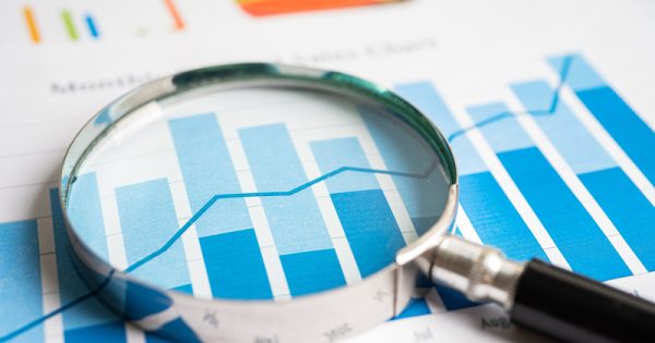 Доля кликов по текстовым объявлениям Google резко выросла в некоторых отраслях