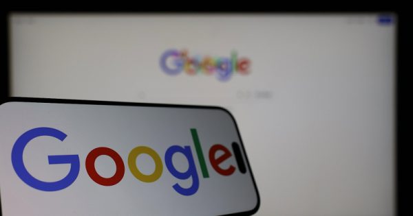 Google поясняет, как он выбирает миниатюры для поиска