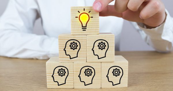 Обзор AI CTR упал на 61%, но клики не упали