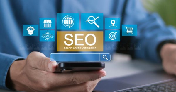 Google отвечает, почему основные обновления могут внедряться поэтапно