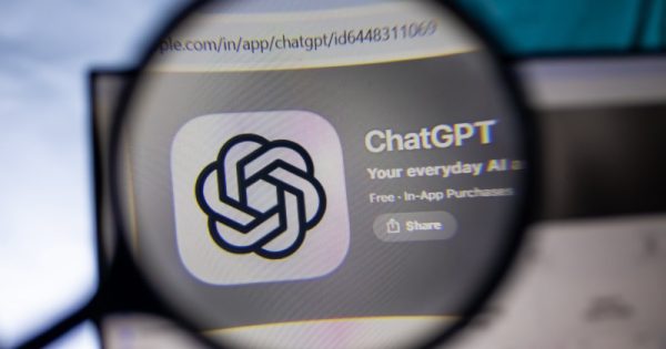 Данные показывают, что поисковый индекс ChatGPT обслуживает и небольшие сайты